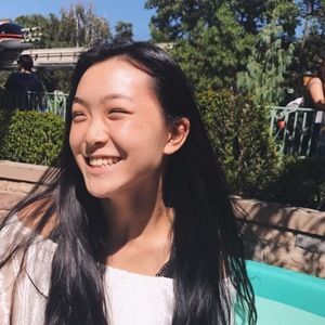 Meet your Posher, Kelly